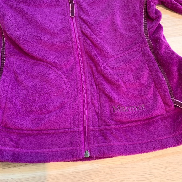MARMOT Gorgeous Thermal Purple Sweater - Picture 5 of 7